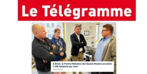 Services publics : déplacement du député Didier Le Gac au PIMMS Brest Quatre Moulins.