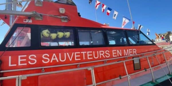 À Molène, le Jean-Cam II, nouveau canot de sauvetage de la SNSM, a été baptisé
